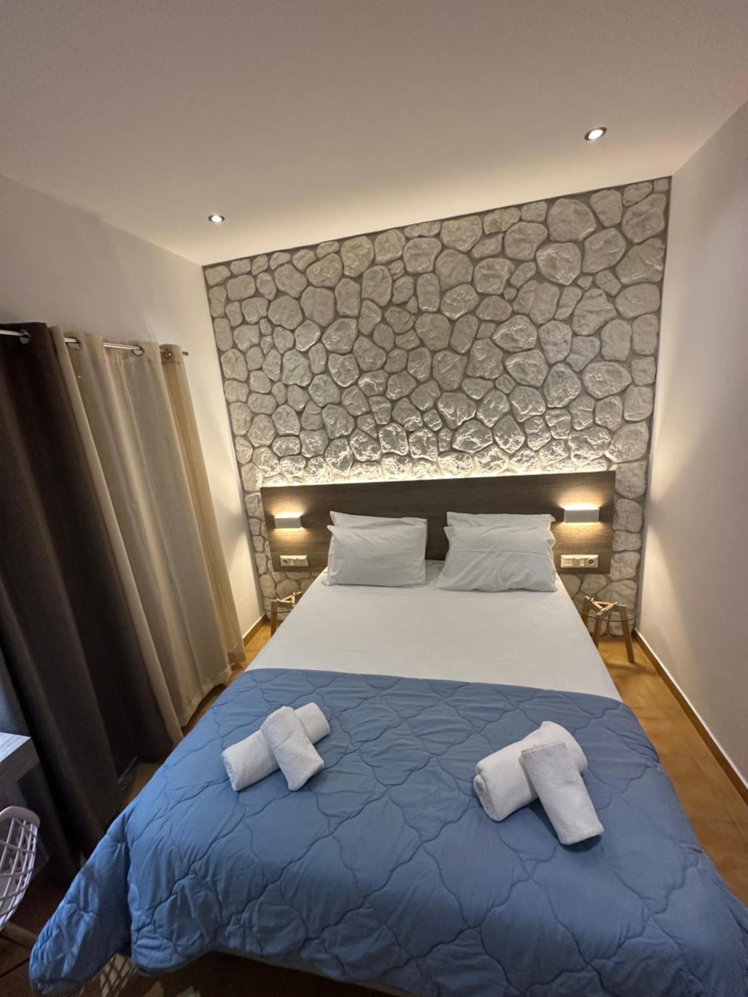 Vladimiros Apartments Barbati Exteriér fotografie