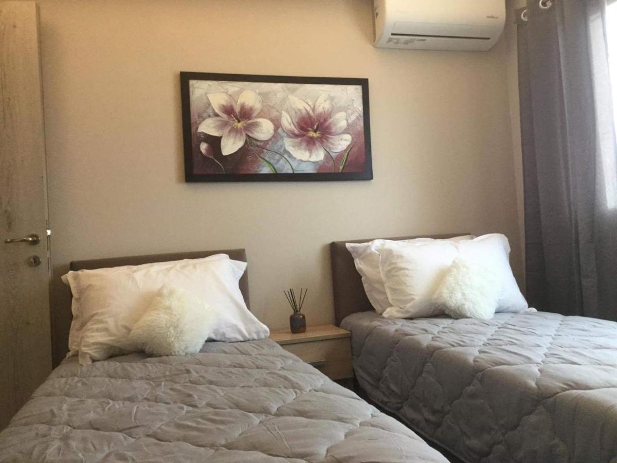 Vladimiros Apartments Barbati Exteriér fotografie